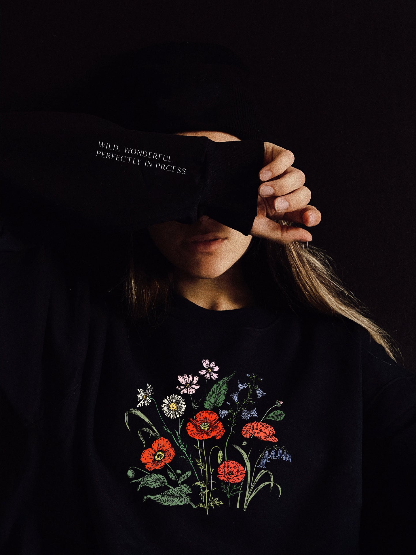 WILDFLOWER, BOUQUET CREWNECK